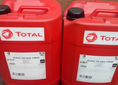 Главные отличия продукции бренда TOTAL: масло марки RUBIA TIR 8900 10W40