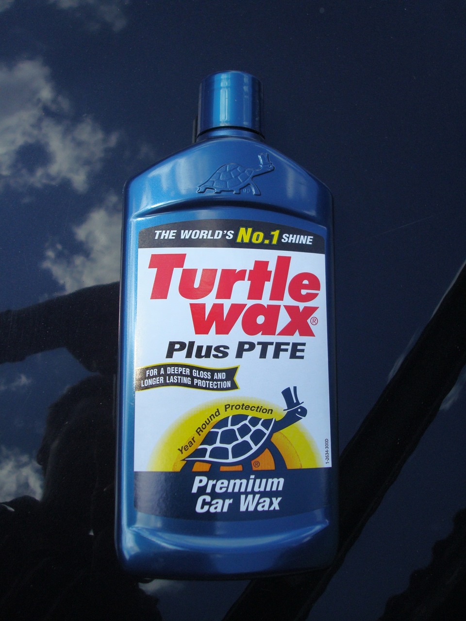 Ptfe wax. Turtle Wax Plus PTFE. Полироль с черепашкой для авто. Туртл Вакс тефлон. Turtle химия для авто.