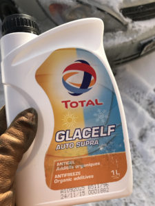 Что представляет собой охлаждающая жидкость от Тотал GLACELF AUTO SUPRA?