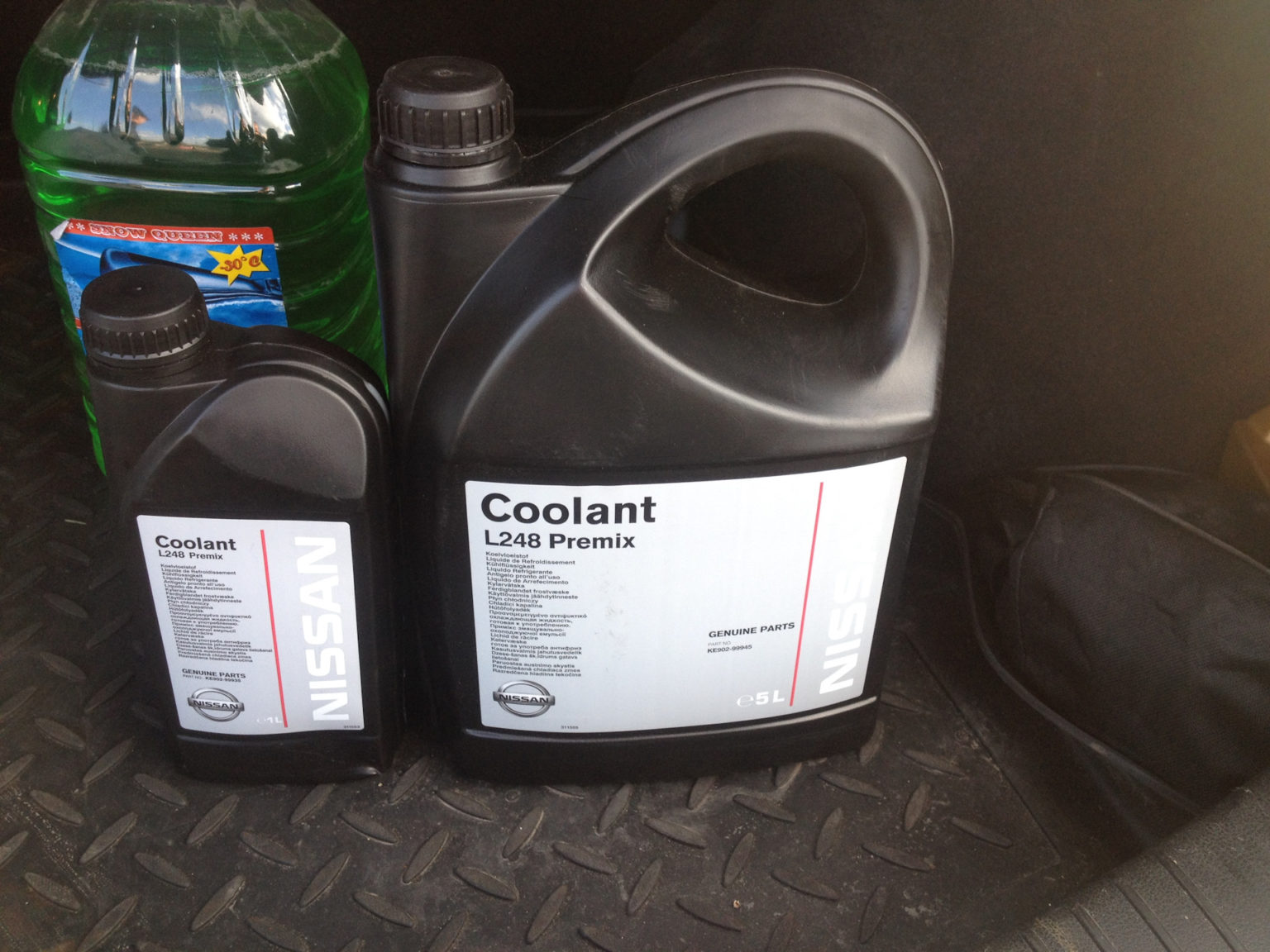 Nissan antifreeze coolant l250